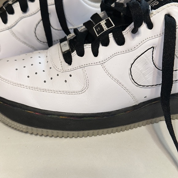 Men’s Nike Air Force Ones - Picture 8 of 8